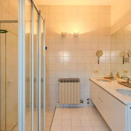 Ceresa By Interhome *