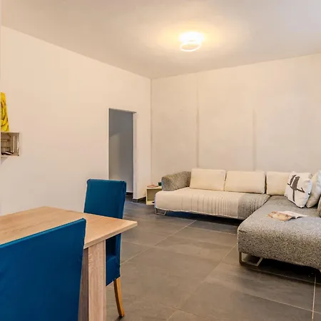 Ceresa By Interhome Rezzonico